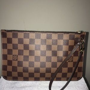 Authentic Louis Vuitton neverfull pouch bag